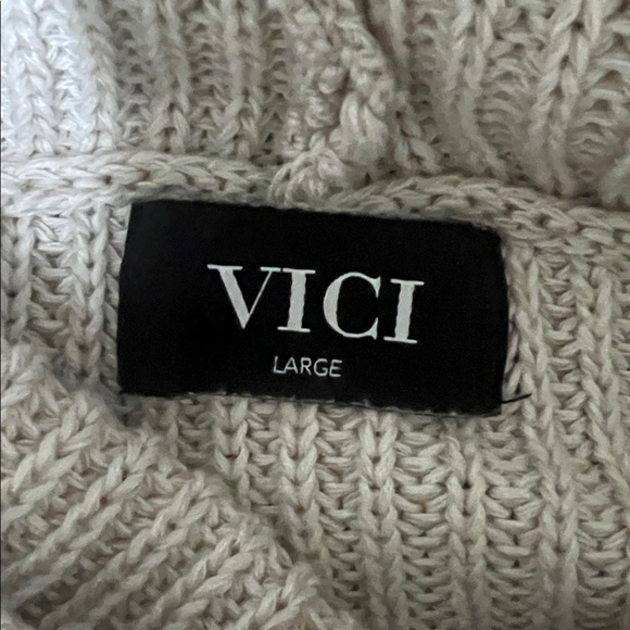 Vici Ivory Knit Sweater with Black Details - Picture 2 of 4